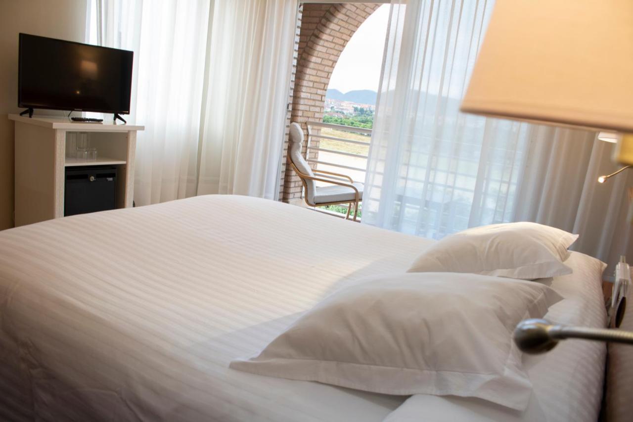Hotel Olimpo Isla Plana Eksteriør billede